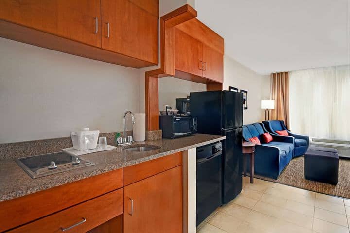 Room 13 of 53
