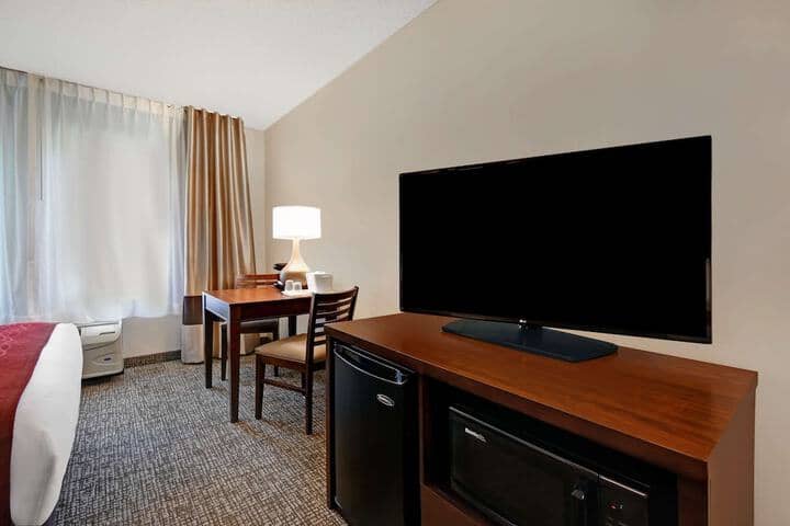 Room 20 of 53